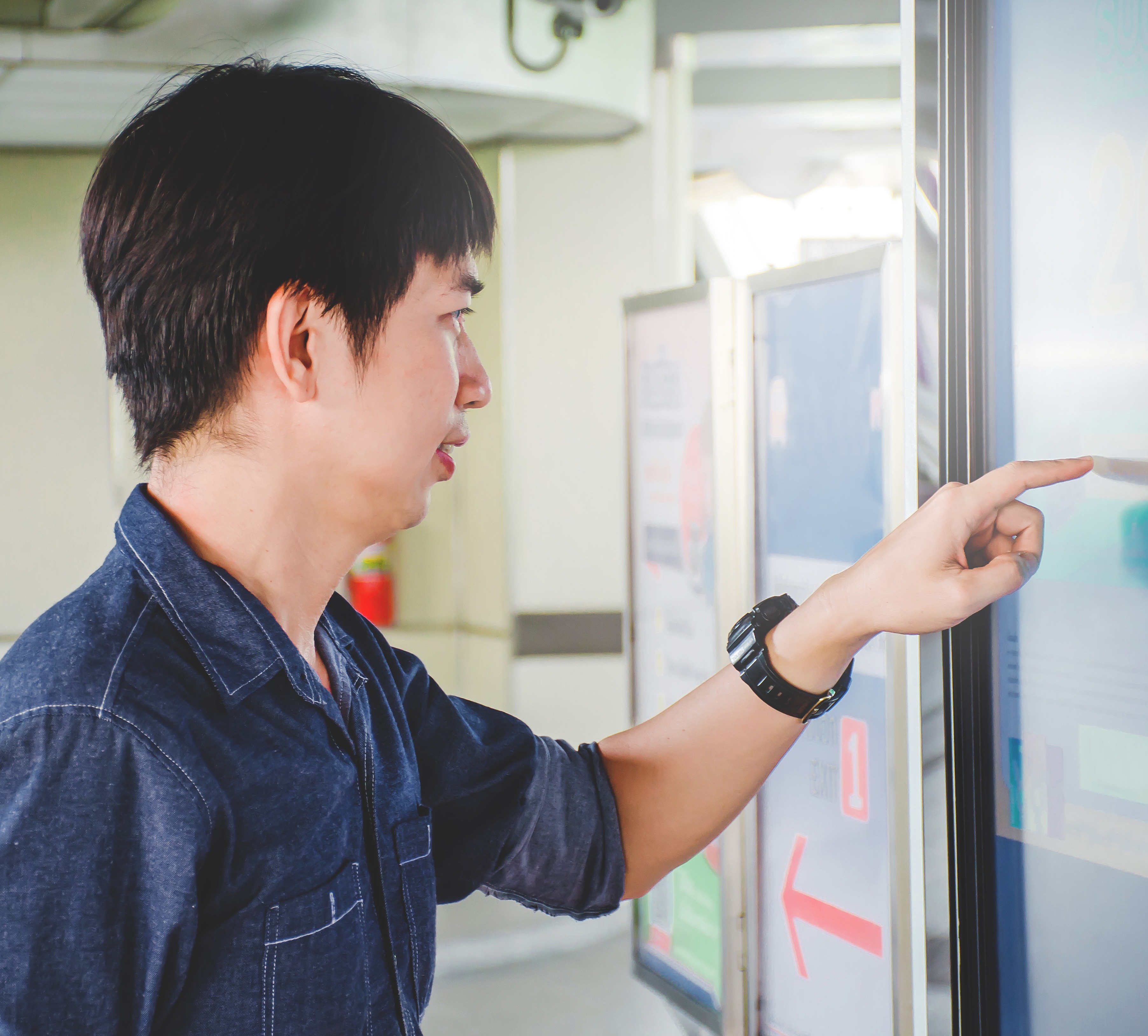 smart digital signage_compressed version smart digital signage_compressed version